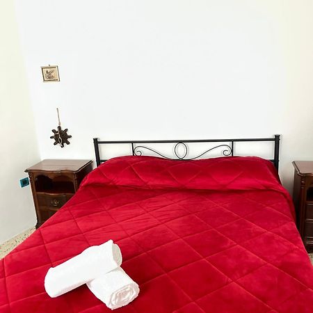 Rooms For Rent Livorno-Center Eksteriør billede