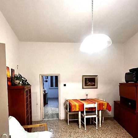 Rooms For Rent Livorno-Center Eksteriør billede