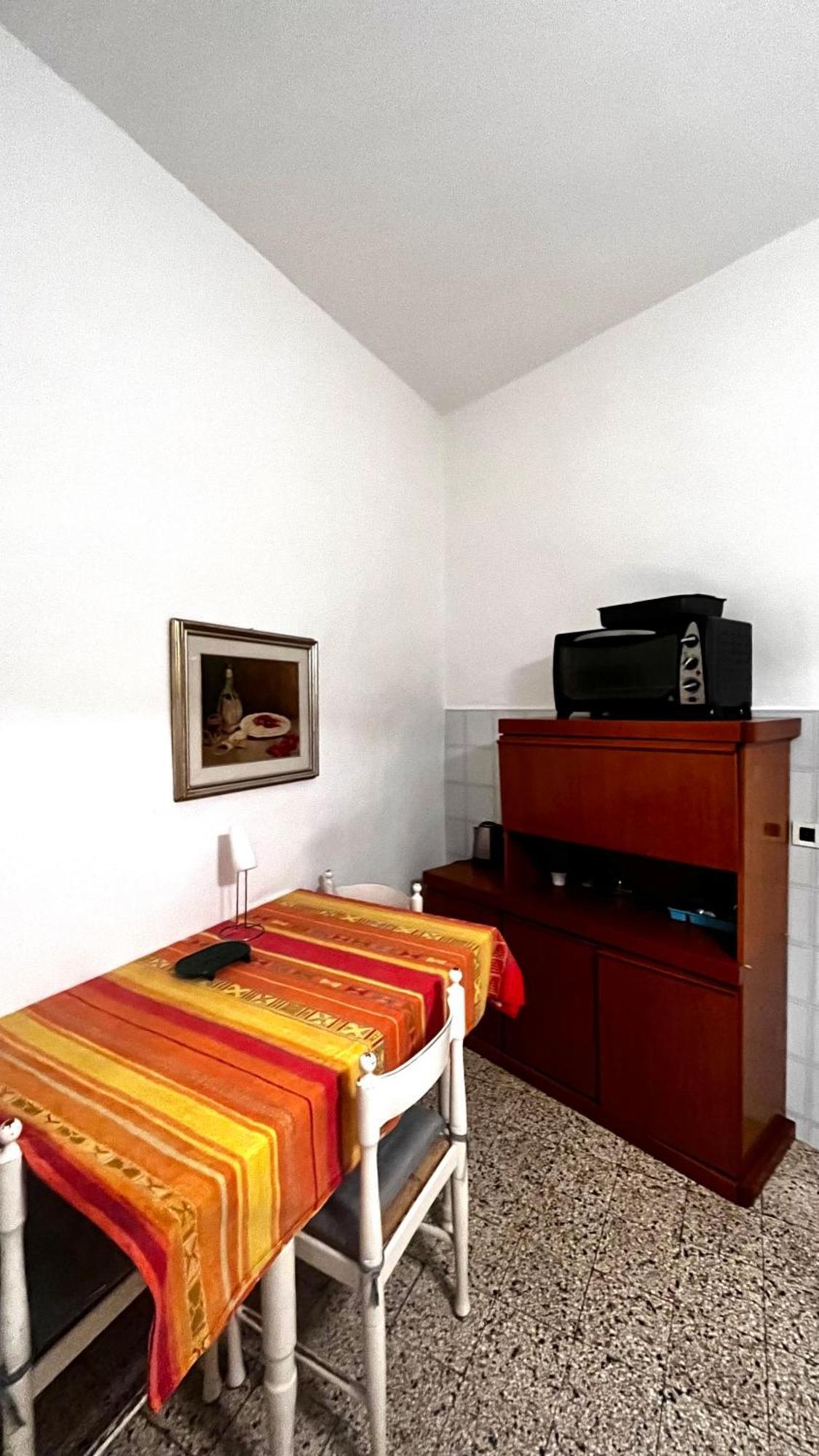 Rooms For Rent Livorno-Center Eksteriør billede